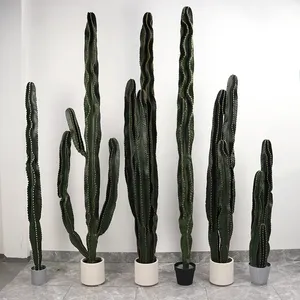 Colonne spirale de <span class=keywords><strong>cactus</strong></span> <span class=keywords><strong>artificiel</strong></span> grand format en PU souple, multi-pièces, respectueux de l'environnement, fourni par le fabricant - Product Image 1