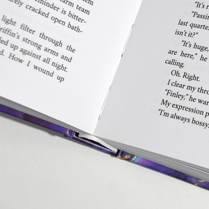 Livres personnalisés <span class=keywords><strong>à</strong></span> couverture rigide avec pages en <span class=keywords><strong>noir</strong></span> <span class=keywords><strong>et</strong></span> <span class=keywords><strong>blanc</strong></span>, papier offset, gaufrage, service d'impression numérique pour livres d'histoires d'amour - Product Image 3