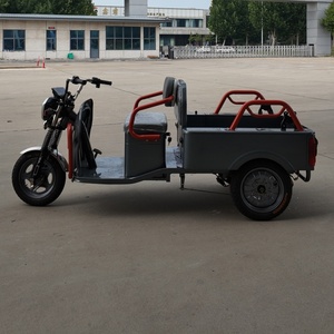Tricycle gris métallisé avec main courante tubulaire orange et benne de chargement pour la collecte de produits agricoles, le transport en dépôt et les commandes en gros - Product Image 3