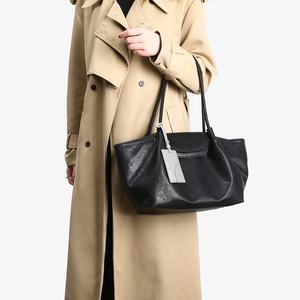 Toptan Yeni Moda Siyah Kadın Çantaları <span class=keywords><strong>2026</strong></span> Retro Tarz Mini PU Deri Tote Çanta Yüksek Kalite Kolye Uçlu - Product Image 4