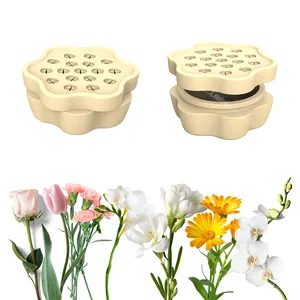 High Quality Low Price Garden Supplies Spiral Flower Stem Holder Bouquet Twister For Flower Arrangement