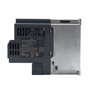ตัวควบคุม VFD จัดส่งรวดเร็ว FR-CS82S-025-60 FR-CS82S-042-60 มอเตอร์ไดรฟ์ FR-CS82S-070-60 FR-CS82S-100-60 FR-CS82S-025-60 อินเวอร์เตอร์ - Product Image 1