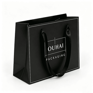 Sacs cadeaux en papier avec logo en noir mat et bordure blanche carrée, avec poignée en ruban de satin noir, personnalisés pour les vêtements, sacs de shopping de luxe - Product Image 2