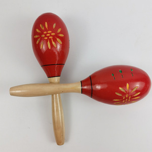Mini maracas pour bébés et tout-petits, instrument de musique en bois rouge avec motif floral pour l'éducation musicale précoce et la préhension - Product Image 2