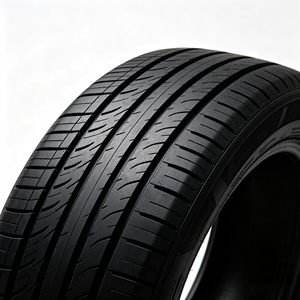 ยางรถยนต์แบบไม่มียางใน ขนาด 215/70R14 96H ยี่ห้อ ECORUN 101 สำหรับรถยนต์นั่งส่วนบุคคล - Product Image 1