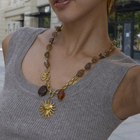 Pendentif cœur fait main plaqué or 18 carats Collier étanche tendance Collier acrylique Collier pendentif