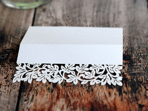 การ์ดชื่อแขก/ป้ายชื่อโต๊ะงานแต่งงานและวันแม่ แบบขายส่ง ทำจากกระดาษเคลือบตัดด้วยเลเซอร์ เป็นมิตรกับสิ่งแวดล้อม - Product Image 2