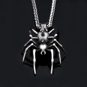 Yunnique – collier avec pendentif araignée en acier inoxydable pour hommes, bijoux de fête, design insecte, chaîne de 60cm - Product Image 1