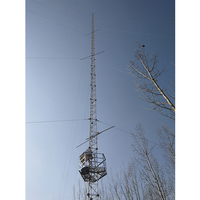 Tour d'antenne triangulaire en treillis métallique galvanisé à trois pieds pour éolienne et télécommunications