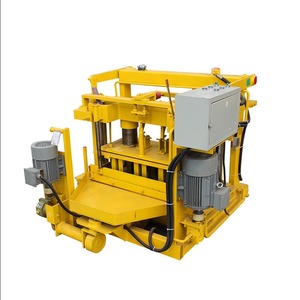 Machine à fabriquer des blocs de béton QT40-3A à vibration 25kN, type pondeuse, directement de l'usine - Product Image 5