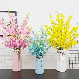 Orquídea Artificial Amarilla de Cinco Ramas, Ramo de Flores Artificiales Realistas para Decoración del Hogar, Bodas, Manualidades y Arreglos Florales - Product Image 4