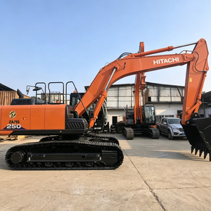 Excavatrice sur chenilles moyenne ZX250 avec bras de travail robuste pour travaux de terrassement et de nivellement sur routes montagneuses - Product Image 2