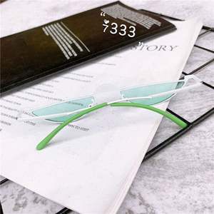 Gafas de Sol de Moda para Mujer, Estilo Vintage, Tamaño Pequeño, Color Rojo, Montura Metálica, Ojo de Gato, Novedad 2020 - Product Image 3