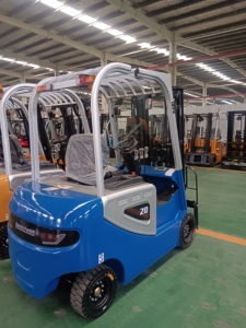 트리플 마스트 4.5m 5m 6m 측면 시프터 리튬 배터리 지게차 1.5Ton 2Ton 전기 지게차 공장 가격 - Product Image 3