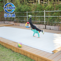 Couverture de piscine motorisée réglable en aluminium Landy, fonctionnement entièrement automatique, réduction de l'évaporation de l'eau à 98% pour les piscines