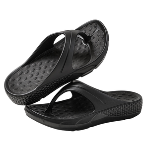 Chanclas y Sandalias de Verano Cómodas para Hombre y Mujer, Deportivas para Exteriores, Parte Superior de EVA, Suela Gruesa y Suave - Product Image 1