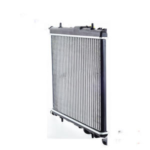 Radiateur compatible avec <span class=keywords><strong>Peugeot</strong></span> 206 Pièces automobiles Intérieur Refroidissement du moteur Radiateur 1330.38 133038 1330B3 133040 133069 - Product Image 3