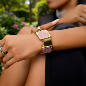 Bague tendance en acier inoxydable 316L plaqué or PVD avec incrustation de cristal émaillé rose, bracelet ajustable, bijou statement - Product Image 3