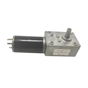 90 Grad Ausgang D Welle 24V DC 31mm Durchmesser gebürsteter Motor mit Schnecken getriebe