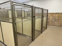 Enclos pour animaux de compagnie de grande taille avec personnalisation de matériaux multiples, acier inoxydable/fibre de verre/PVC/HDPE, maison de luxe pour animaux de compagnie d'intérieur