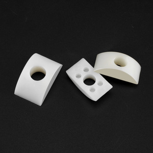 Conector de Plástico en Forma de Media Luna Ying Sheng M8, Moldeado por Inyección, para Muebles - Product Image 2