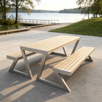 Table de pique-nique moderne d'extérieur avec bancs, plateau à lattes, structure métallique géométrique, mobilier de jardin, patio, parc