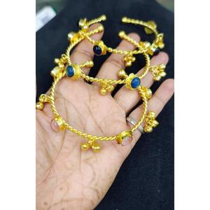 Brazalete de Cobre Chapado en Oro con Dijes de Princesa/Flor/Cruz, Brazalete Ajustable con Apertura, Joyería de Cobre al por Mayor - Product Image 2