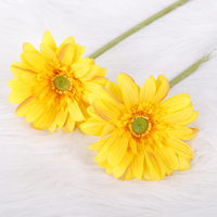 Fleur artificielle en gros, branche de gerbera à tête unique pour la décoration florale, fleur de chrysanthème hydratante au toucher réel