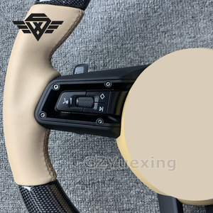 Volant de voiture en Fiber de carbone de haute qualité personnalisé en usine pour Porsche Panamera Macan 911 718 996 971 992 - Product Image 2