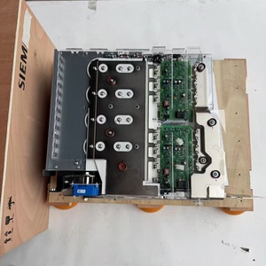 SINAMICS S120 Toutes les séries 6SL33521AG310AA1 Pièce de rechange en stock 6SL3352-1AG31-0AA1 Offres spéciales disponibles - Product Image 1