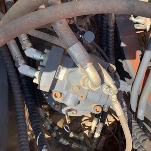 รถขุดตีนตะขาบ Doosan 30 ตัน มือสองคุณภาพสูงจากเกาหลี สภาพดี พร้อมหัวเจาะ - Product Image 6