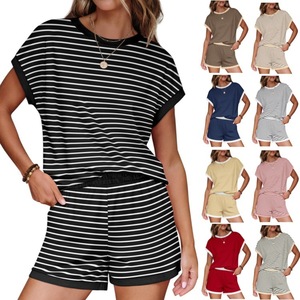 Ensemble de vêtements de nuit décontractés rayés pour femmes, haut ample à col rond et manches courtes, et short, Smlxlxxl, mode européenne et américaine, Style Street Style - Product Image 1