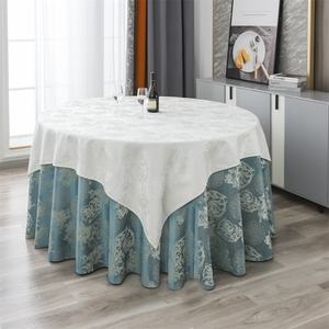 Mantel Rectangular Jacquard Premium de 90x156 Pulgadas, Poliéster Damasco, Impermeable, Ecológico, Personalizable para Bodas y Eventos - Product Image 1