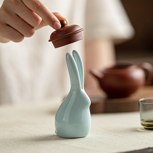 Figura de conejo de cerámica para té, mini portalápices, estilo fresco y lindo para decoración del hogar o sala de té - Product Image 4