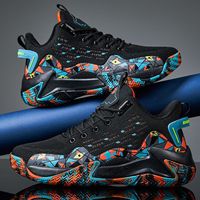 Chaussures de course pour hommes, nouvelle collection, légères, mi-montantes, respirantes en maille, style mode, pour le basketball, destinées au commerce transfrontalier