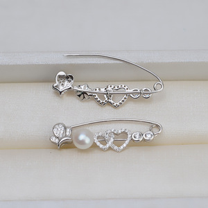 Pin Decorativo de Plata S925 con Doble Corazón y Flor, Versátil y Personalizable, Puede Usarse como Pendiente o Broche - Product Image 3