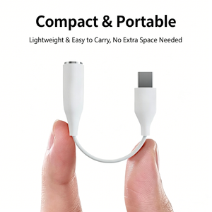 Cable Adaptador <span class=keywords><strong>de</strong></span> Audio Premium TPE Trenzado Blanco y Negro USB C a Conector Auxiliar Hembra <span class=keywords><strong>de</strong></span> 3.5mm con Micrófono OTP Manos Libres para Múltiples Teléfonos - Product Image 3