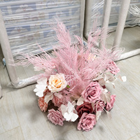 WG250010 Commande en gros Chemin de fleurs rouges pour mariage Centre de table en soie artificielle pour décoration de table de fête de jardin en arc de mariage
