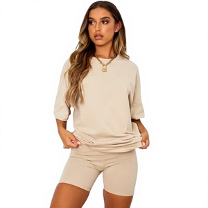 Conjunto de 2 Piezas para Mujer, Shorts y Camiseta Oversize Beige, Estilo Casual de Verano, 100% Algodón Tejido, Corte Regular - Product Image 1
