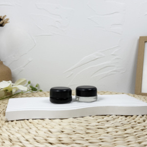 Venta caliente 4oz Frasco de vidrio Embalaje con tapa resistente a los niños Botellas de contenedor Frasco ecológico con tapa CR - Product Image 1