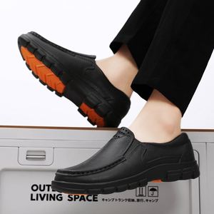 Nuevos Zapatos de Cocina de Plástico para Hombre, Zapatos Casuales Extra Grandes 48, Zapatos Cómodos Impermeables de EVA - Product Image 4