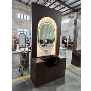Espejo de Salón Moderno de <span class=keywords><strong>Triple</strong></span> Estación con Luces LED y Almacenamiento para Barbería/Taller - Product Image 3