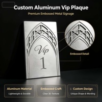 Plaque de table VIP personnalisée haut de gamme en laiton/acier inoxydable, numéro de table gravé, plaque de numéro de chambre d'hôtel, logo personnalisé UV