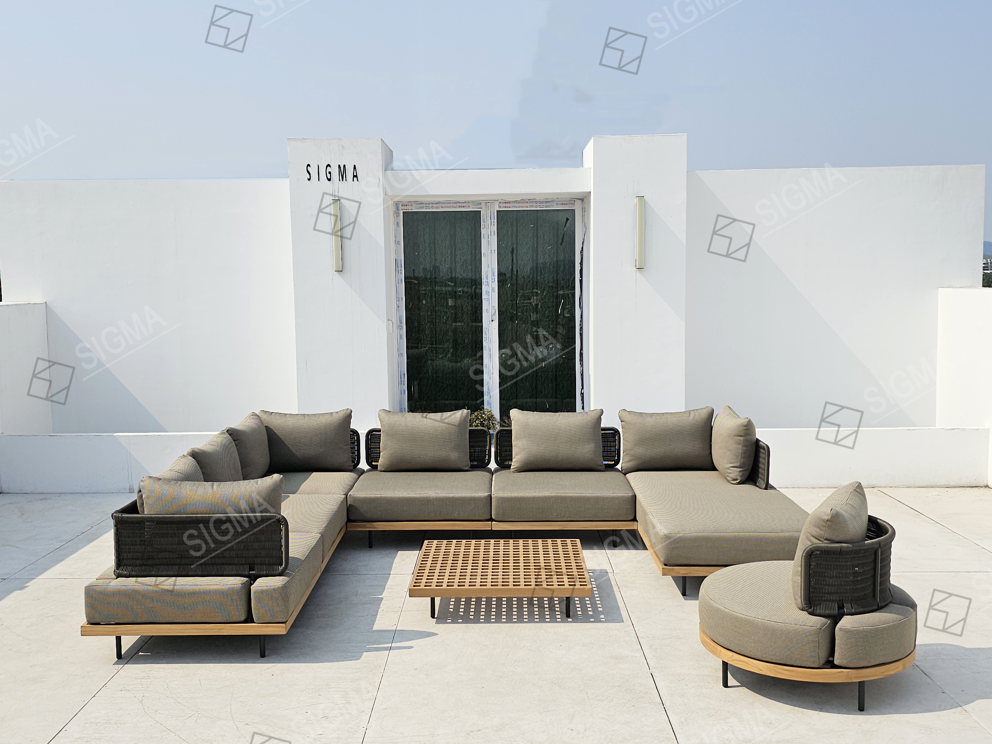 2025 Luxury Modern Teak Solid Outdoor Sofa Set for Apartments Pools Villas Farmhouses Hotels Parks Courtyards