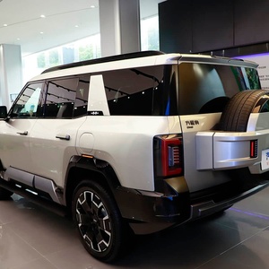 Acceptons les commandes personnalisées – Véhicules d'occasion très demandés : Formula Leopard 8 Smart Flagship Edition, SUV 5 portes 7 places, hybride rechargeable, faible kilométrage - Product Image 4