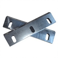 Lames de broyeur DC53/SKD-11/D2 très vendues pour les machines de recyclage des bouteilles en plastique, haute précision, haute rigidité, dureté 56-60 HRC