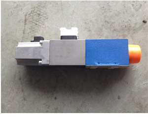 ระบบควบคุมไฮดรอลิกแบบสัดส่วน Vt-Dfpe-a-2x/G24k0/1a0v/V Vt-Dfpe-a-2x/G24k0/2a0f/V-021 - Product Image 6