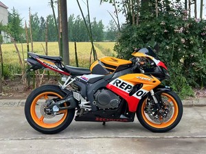 <span class=keywords><strong>Moto</strong></span> Superbike Honda CBR1000RR SC57 Fireblade <span class=keywords><strong>Repsol</strong></span> Livery 998cc, 4 cylindres en ligne, refroidissement par eau, échappement sport modifié - Product Image 3
