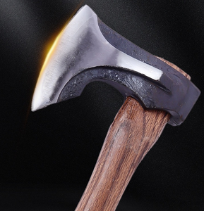 Martillo industrial con mango de madera para extinción de incendios, demolición, apilamiento de leña y corte de árboles en entornos exteriores - Product Image 4