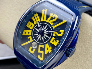 Reloj Mecánico Automático de 44 mm con Correa de Lona, Elegante, Único y Lujoso, para Deportes, Negocios, Viajes y con Indicador de Fecha - Product Image 3
